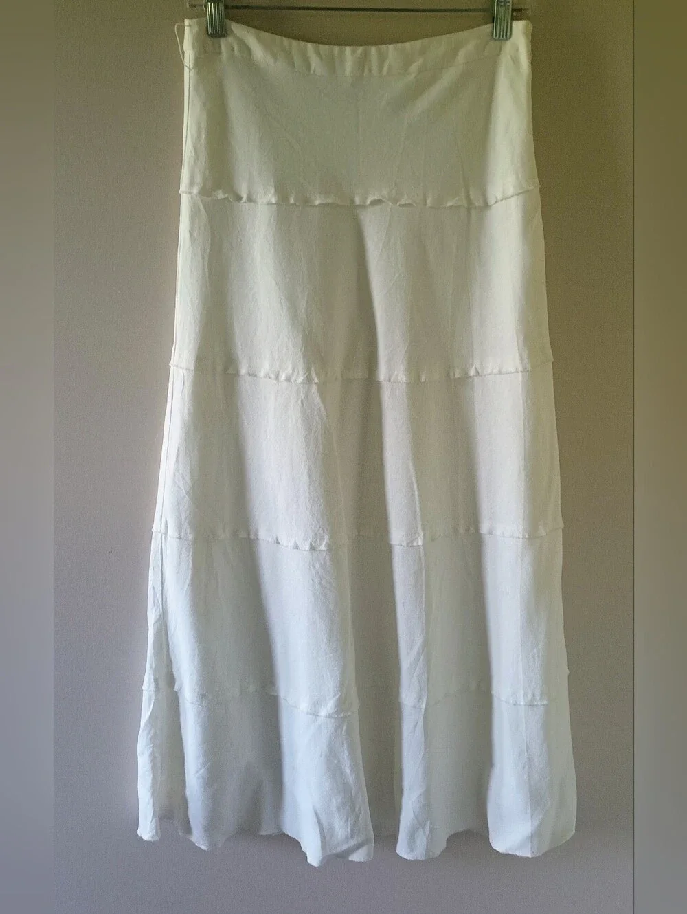 White Linen Blend Tiered Maxi Skirt - Women - Picture 2 of 4